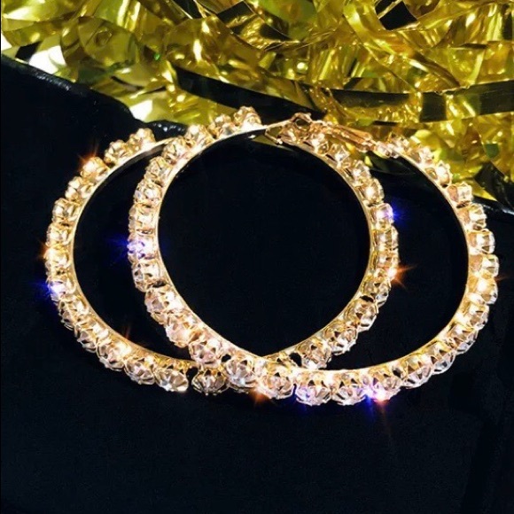 NEW 18K Yellow Gold Diamond Hoop Earrings - Picture 5 of 5